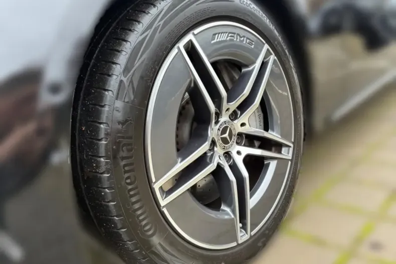 Mercedes-Benz E 300 din 2024 cu 37.053 km - oferta MER169121 - foto 4