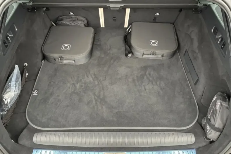 Mercedes-Benz E 300 din 2024 cu 37.053 km - oferta MER169121 - foto 10