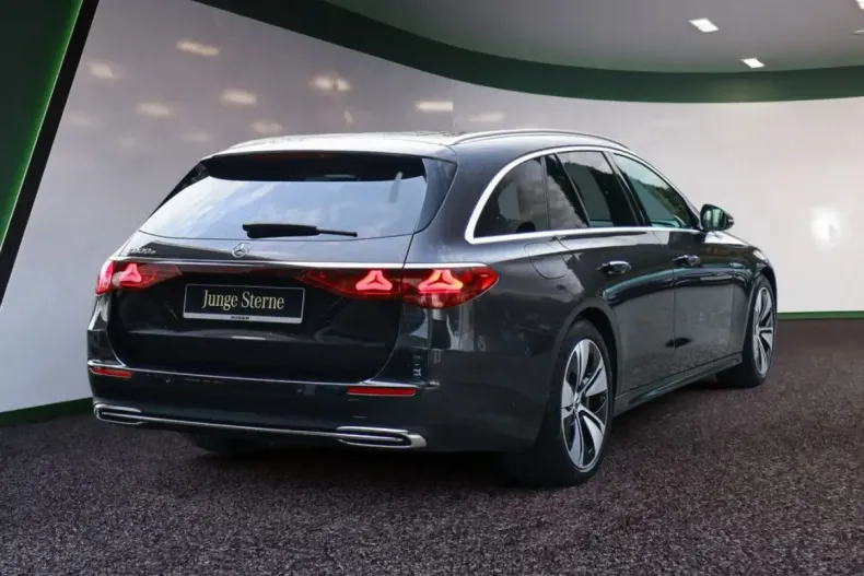 Mercedes-Benz E 300 din 2024 cu 29.385 km - oferta MER169122 - foto 8