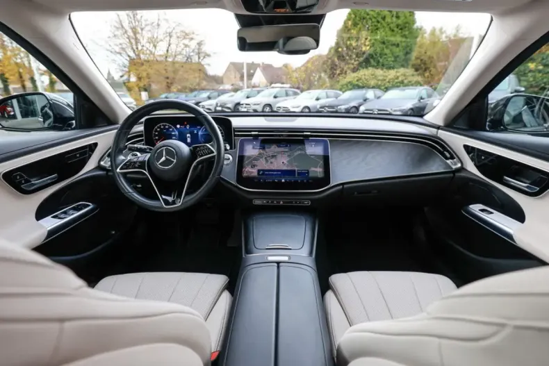 Mercedes-Benz E 300 din 2024 cu 29.385 km - oferta MER169122 - foto 11