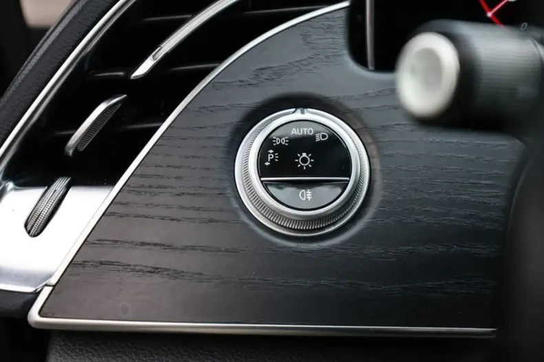 Mercedes-Benz E 300 din 2024 cu 29.385 km - oferta MER169122 - foto 31