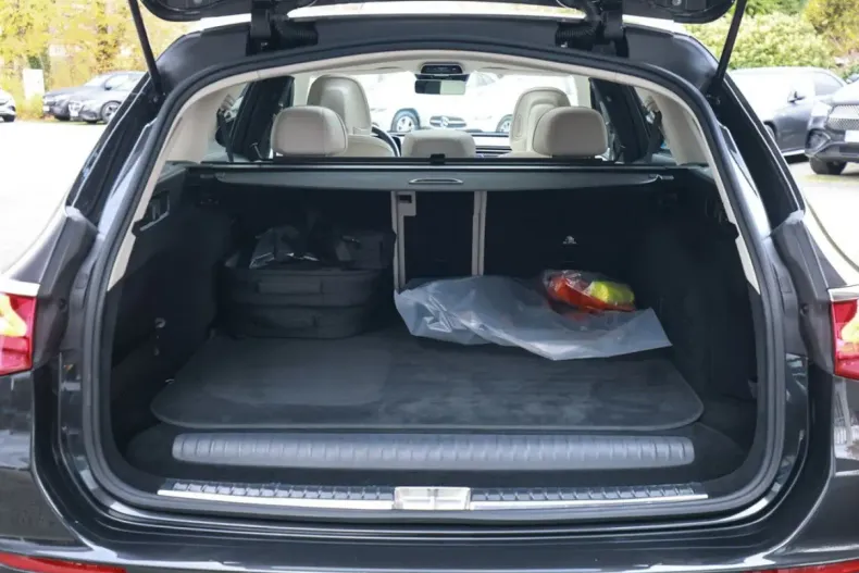 Mercedes-Benz E 300 din 2024 cu 29.385 km - oferta MER169122 - foto 34