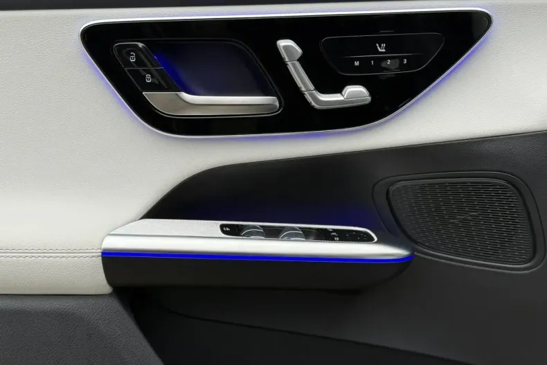 Mercedes-Benz GLC 220 din 2025 cu 11.821 km - oferta MER169124 - foto 19