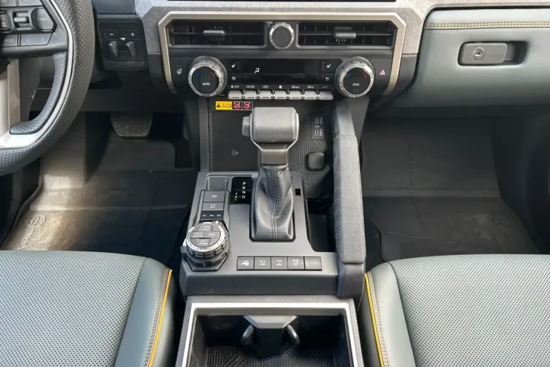 Toyota Tacoma din 2025 cu 3.000 km - oferta TOY169132 - foto 11