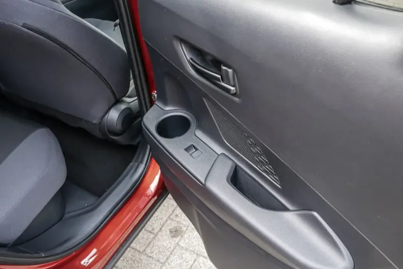 Toyota C-HR din 2025 cu 20.970 km - oferta TOY169136 - foto 15