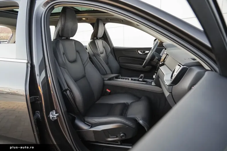 Volvo XC60 din 2021 cu 55.980 km - oferta VOL169157 - foto 19