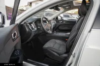 Volvo XC60 din 2021 cu 107.460 km - oferta VOL169162 - foto 16