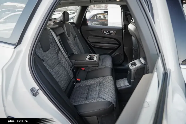 Volvo XC60 din 2021 cu 107.460 km - oferta VOL169162 - foto 19