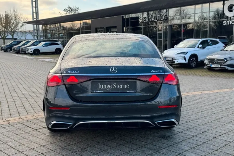 Mercedes-Benz E 450 din 2023 cu 8.882 km - oferta MER169172 - foto 4