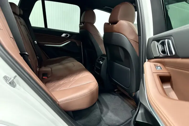 BMW X5 M60 din 2023 cu 4.800 km - oferta BMW169180 - foto 17