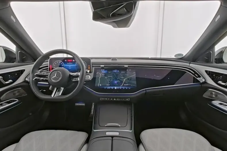 Mercedes-Benz E 400 din 2024 cu 32.403 km - oferta MER169183 - foto 6
