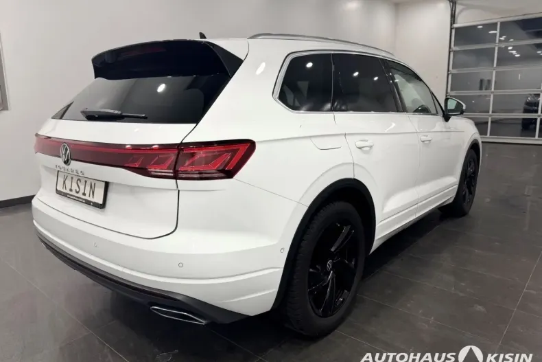 Volkswagen Touareg din 2024 cu 43.633 km - oferta VOL169191 - foto 3