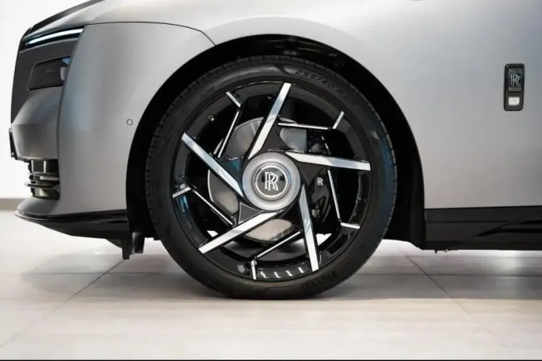 Rolls-Royce Spectre din 2025 cu 5.300 km - oferta ROL169193 - foto 4