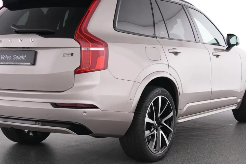 Volvo XC90 din 2022 cu 61.822 km - oferta VOL169202 - foto 9