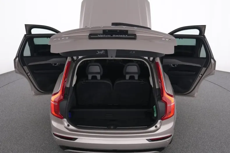 Volvo XC90 din 2022 cu 61.822 km - oferta VOL169202 - foto 13