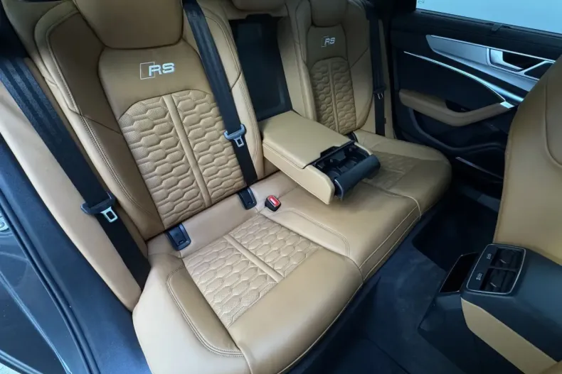 Audi RS6 din 2023 cu 45.433 km - oferta AUD169210 - foto 28