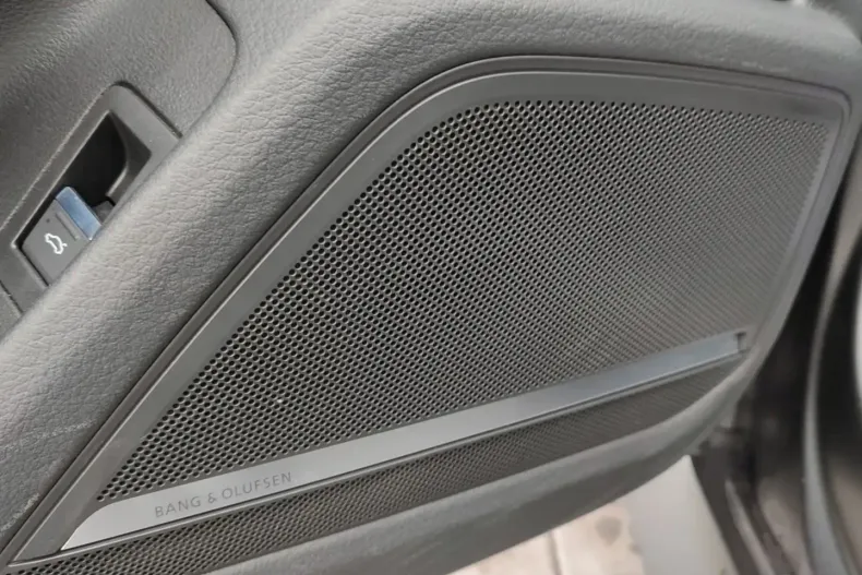 Audi RS6 din 2022 cu 48.120 km - oferta AUD169213 - foto 13