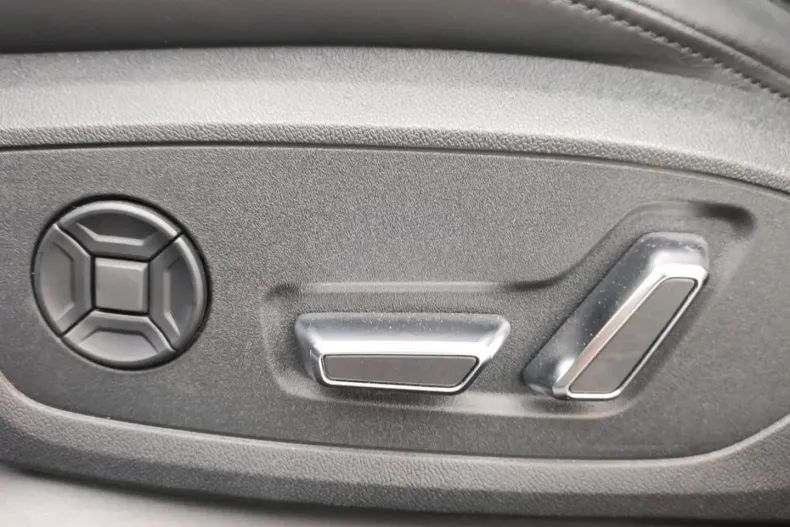 Audi RS6 din 2022 cu 48.120 km - oferta AUD169213 - foto 15