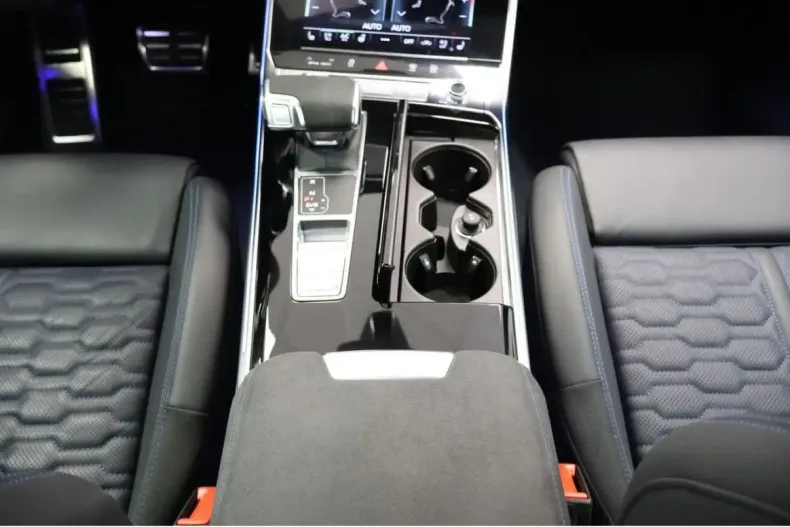 Audi RS6 din 2025 cu 19.956 km - oferta AUD169214 - foto 13