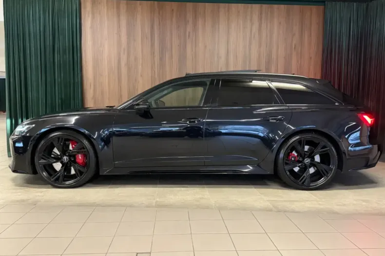 Audi RS6 din 2023 cu 59.900 km - oferta AUD169215 - foto 3