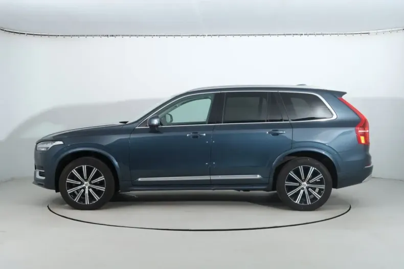 Volvo XC90 din 2022 cu 52.768 km - oferta VOL169216 - foto 3