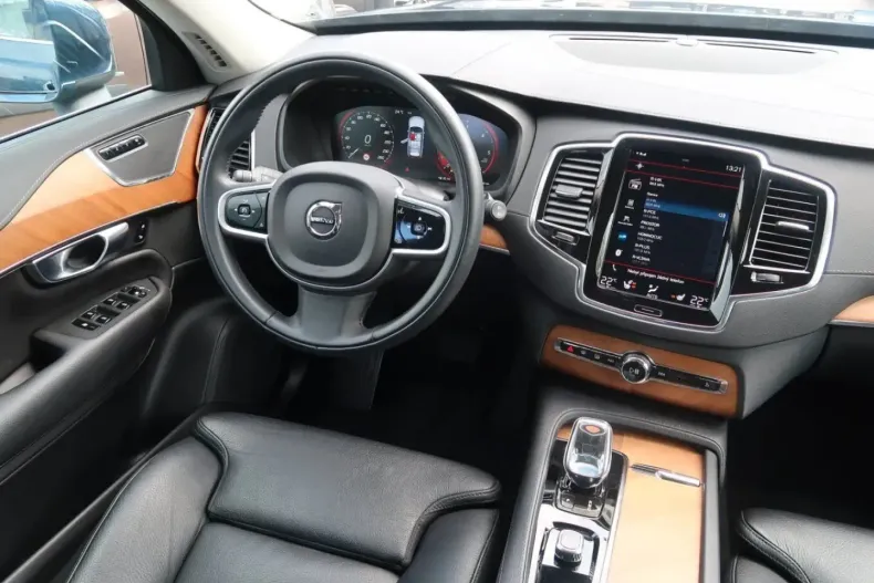 Volvo XC90 din 2022 cu 52.768 km - oferta VOL169216 - foto 7