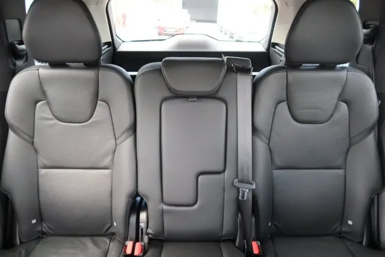 Volvo XC90 din 2022 cu 52.768 km - oferta VOL169216 - foto 10