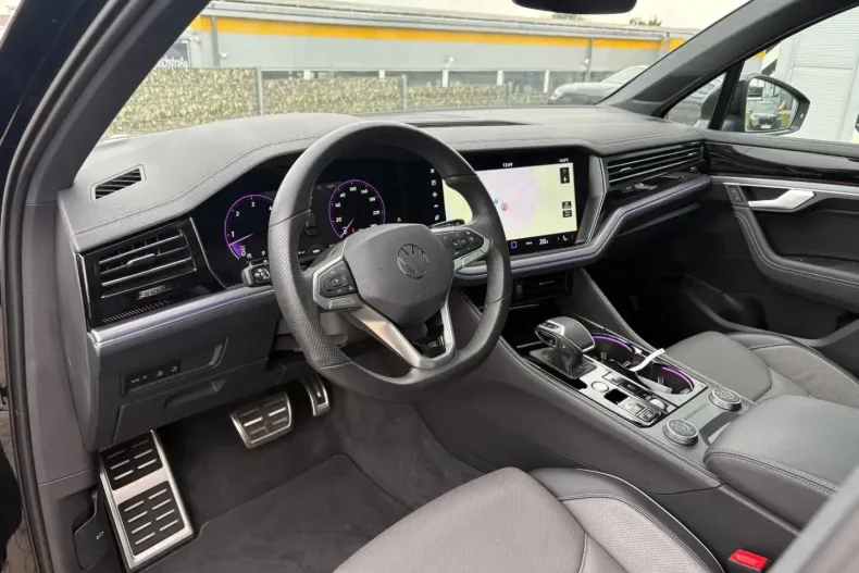 Volkswagen Touareg din 2025 cu 13.400 km - oferta VOL169232 - foto 16