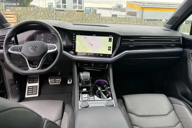 Volkswagen Touareg din 2025 cu 13.400 km - oferta VOL169232 - foto 21