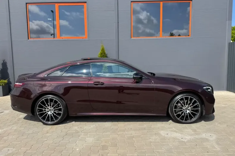 Mercedes-Benz E 300 din 2022 cu 39.800 km - oferta MER169233 - foto 7