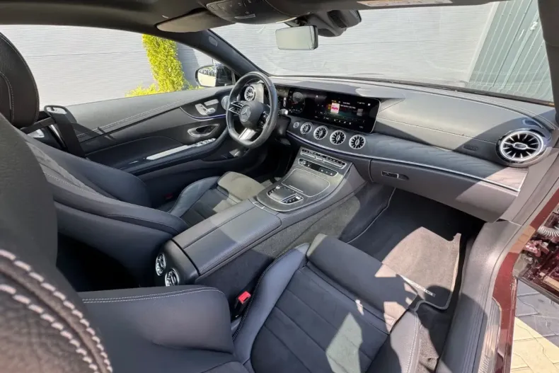 Mercedes-Benz E 300 din 2022 cu 39.800 km - oferta MER169233 - foto 14