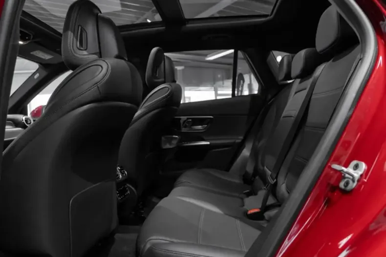 Mercedes-Benz GLC 300 din 2023 cu 23.855 km - oferta MER169236 - foto 7