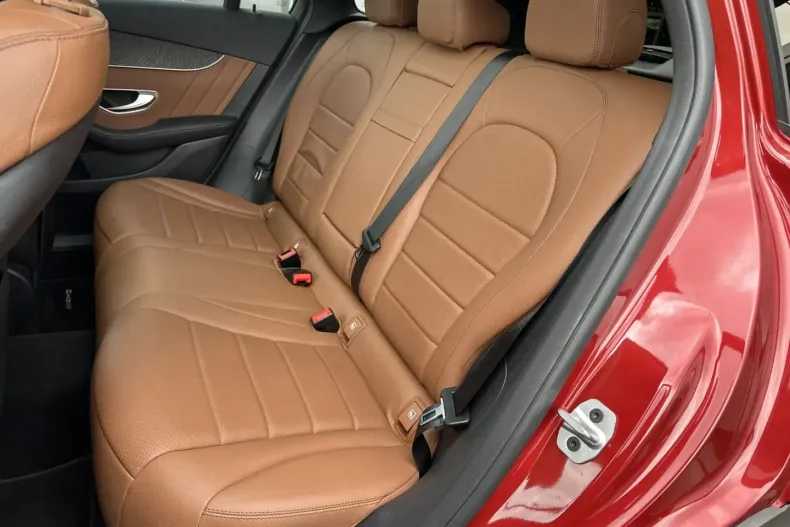 Mercedes-Benz GLC 300 din 2022 cu 79.450 km - oferta MER169237 - foto 11