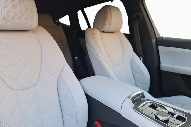 BMW X6 M60 din 2025 cu 15.899 km - oferta BMW169239 - foto 10