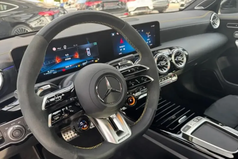 Mercedes-Benz CLA 45 AMG din 2025 cu 21.338 km - oferta MER169244 - foto 10