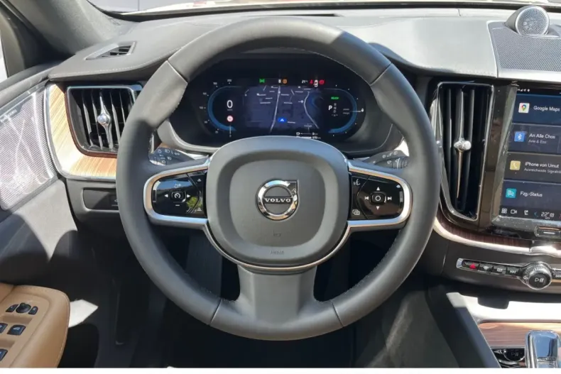 Volvo XC60 din 2025 cu 5.000 km - oferta VOL169253 - foto 7