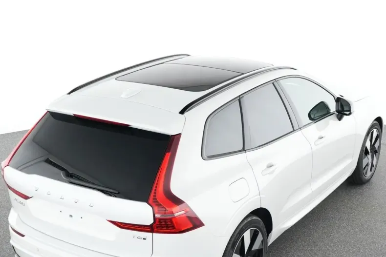 Volvo XC60 din 2025 cu 16.847 km - oferta VOL169256 - foto 8