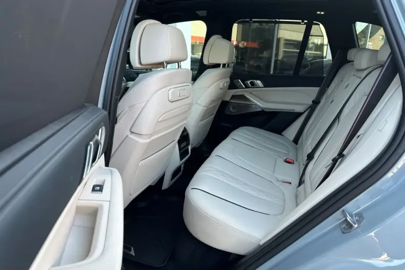 BMW X5 M60 din 2024 cu 29.970 km - oferta BMW169287 - foto 19