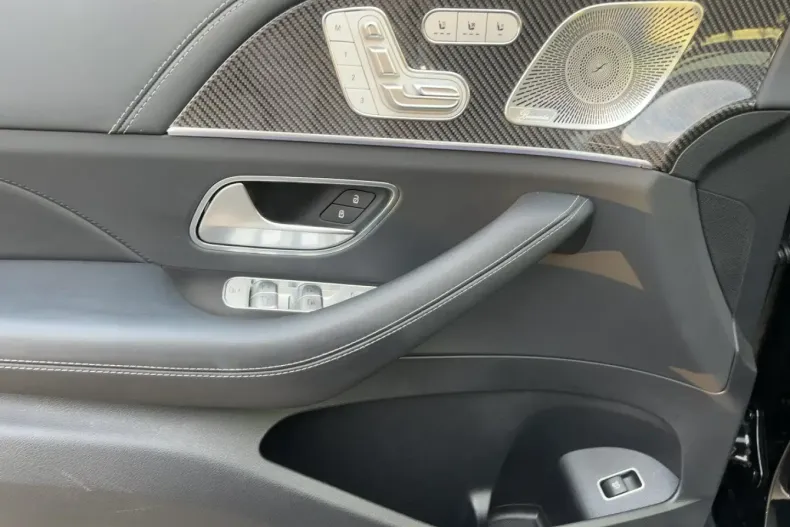 Mercedes-Benz GLS 63 din 2024 cu 14.700 km - oferta MER169305 - foto 13