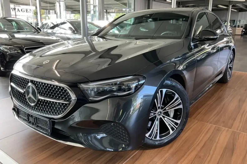 Mercedes-Benz E 450 din 2024 cu 27.651 km - oferta MER169315 - foto 1