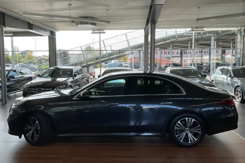 Mercedes-Benz E 450 din 2024 cu 27.651 km - oferta MER169315 - foto 6