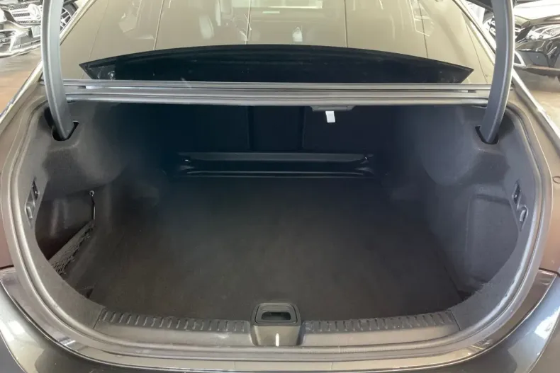 Mercedes-Benz E 450 din 2024 cu 27.651 km - oferta MER169315 - foto 18