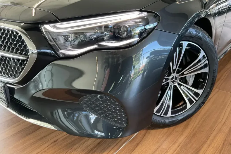 Mercedes-Benz E 450 din 2024 cu 27.651 km - oferta MER169315 - foto 19