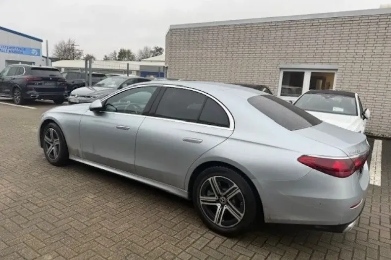 Mercedes-Benz E 450 din 2024 cu 49.863 km - oferta MER169316 - foto 4