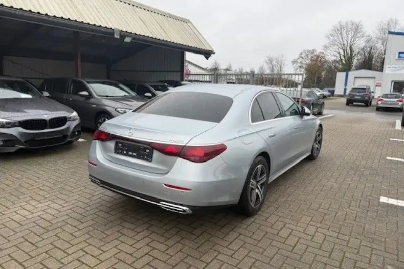 Mercedes-Benz E 450 din 2024 cu 49.863 km - oferta MER169316 - foto 6