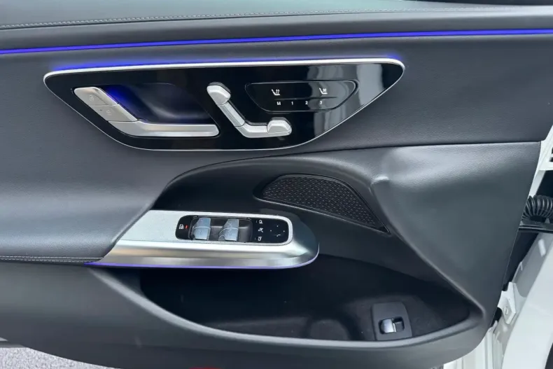 Mercedes-Benz E 450 din 2024 cu 28.500 km - oferta MER169317 - foto 13