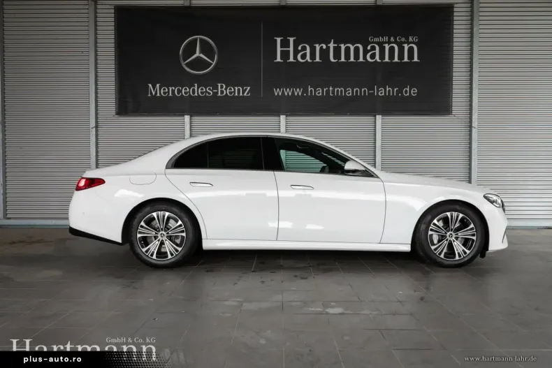 Mercedes-Benz E 450 din 2024 cu 25.700 km - oferta MER169318 - foto 5