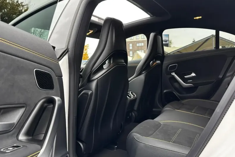 Mercedes-Benz CLA 45 AMG din 2025 cu 5.800 km - oferta MER169327 - foto 11