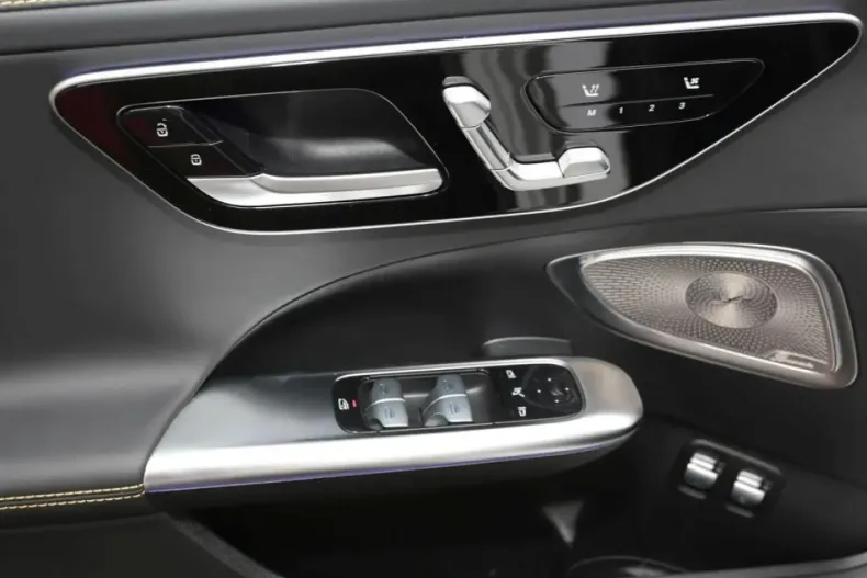 Mercedes-Benz C 63 AMG din 2024 cu 20.200 km - oferta MER169328 - foto 17