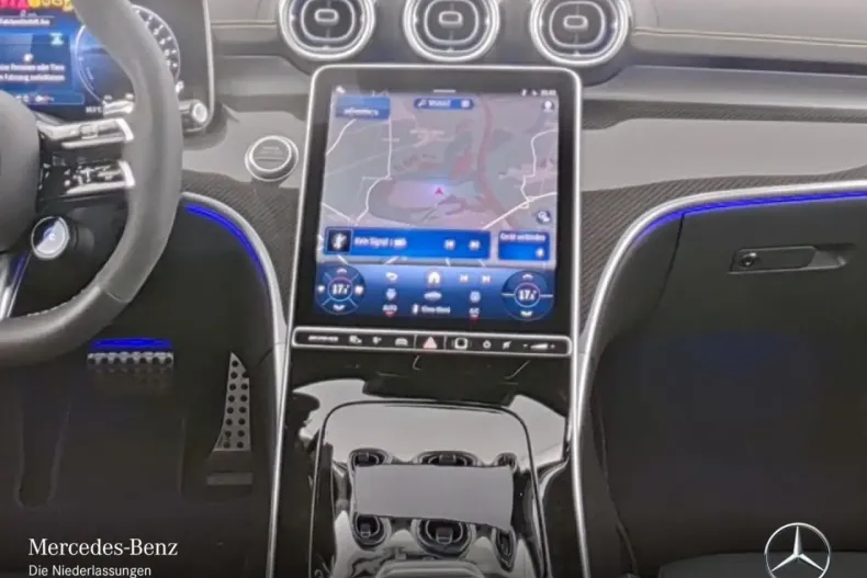 Mercedes-Benz C 63 AMG din 2024 cu 5.192 km - oferta MER169329 - foto 6